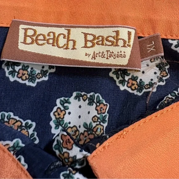 Navy Floral Sleeveless Crop Top with Coral Peter Pan Collar Size XL - Picture 3 of 7